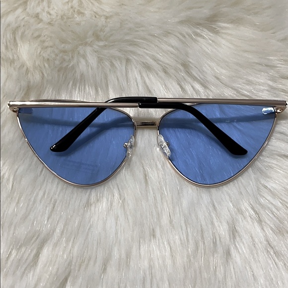 2 for $22 mix Sunglasses - Picture 3 of 6